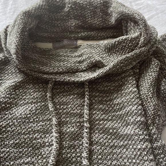 Loveappella Evie Draw String Funnel/Cow Neck Sweatshirt with Drawstring, Size S - Picture 5 of 7